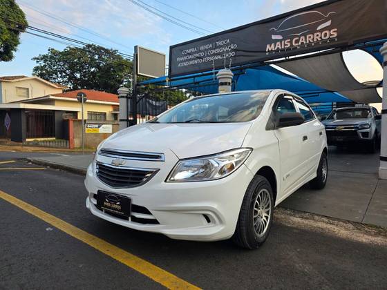 CHEVROLET ONIX 1.0 MPFI LS 8V FLEX 4P MANUAL CHEVROLET ONIX 1.0 MPFI LS 8V FLEX 4P MANUAL